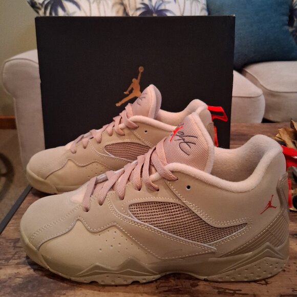 Air Jordan MVP 92 (GS) Desert Camo - Picture 7 of 9